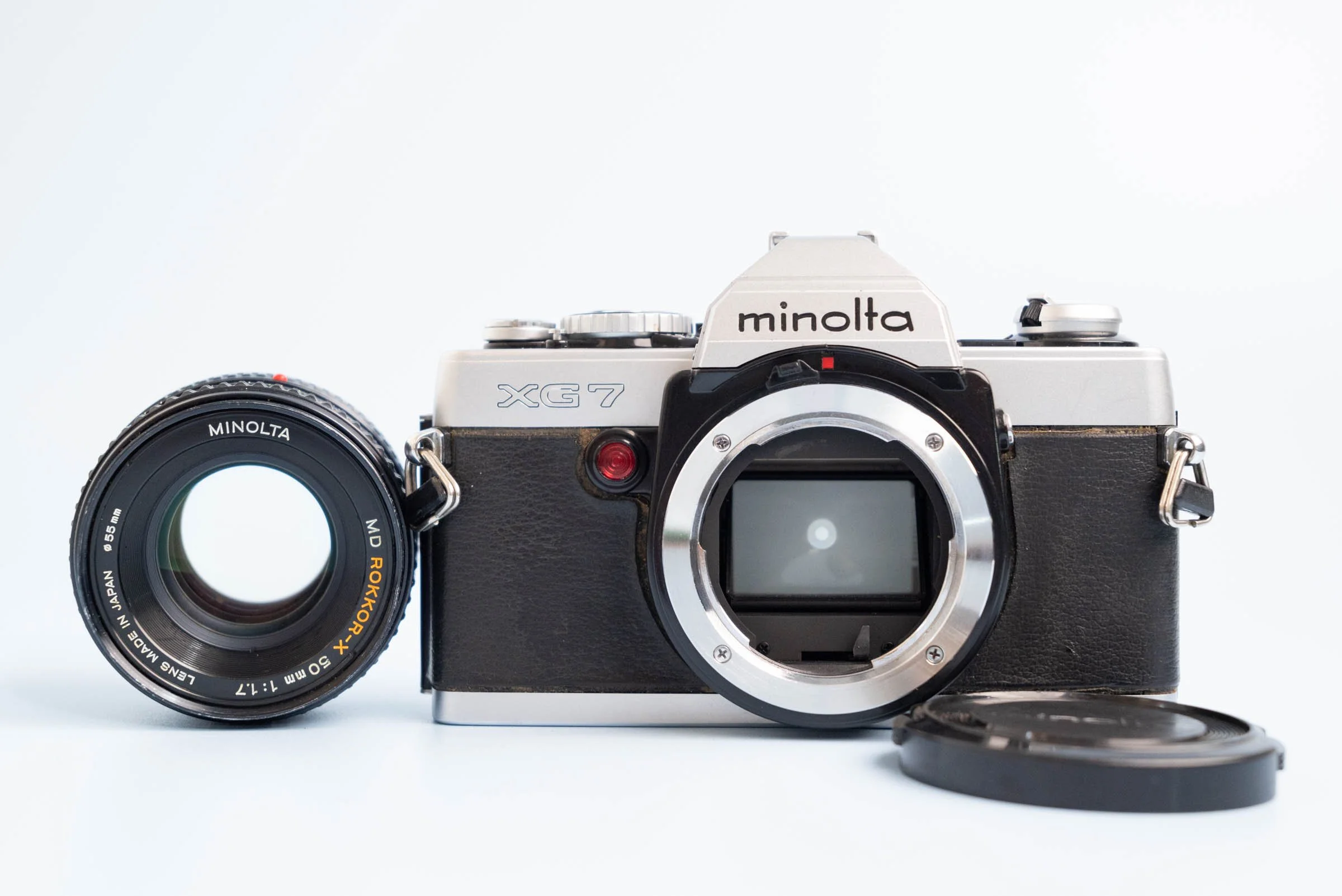 Minolta XG-7 35mm SLR Film Camera with Minolta MD Rokkor X 50mm F